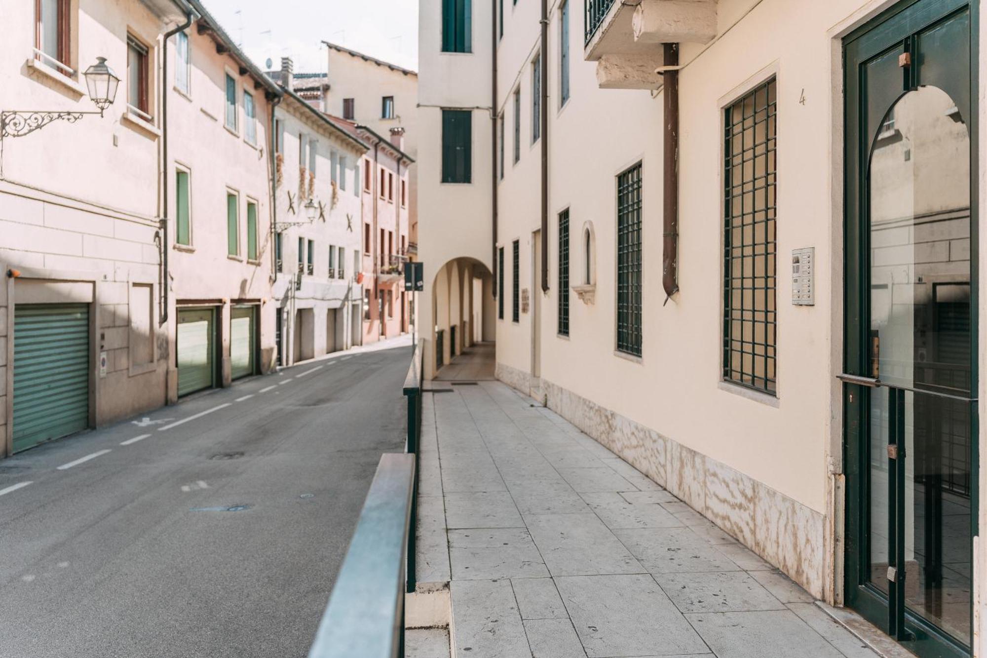Palladio Apartment - Vista Fiume, In Centro Con Garage Vicenza Exterior photo